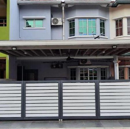 Homestay Dr. Z  Klang Luaran gambar