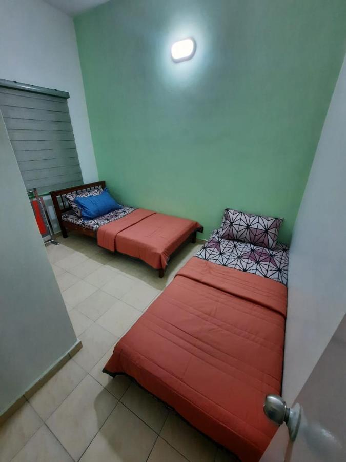 Homestay Dr. Z  Klang Luaran gambar